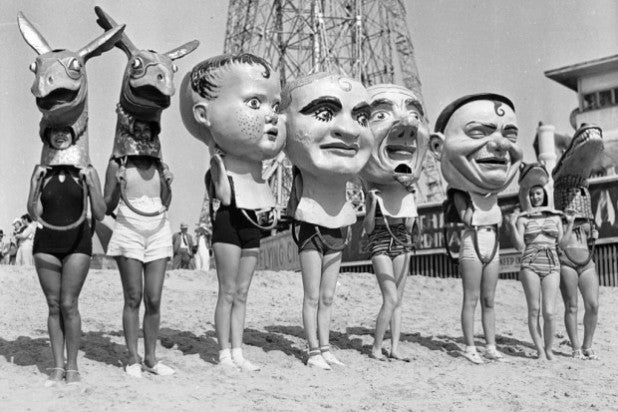 Women in masks, venice beach