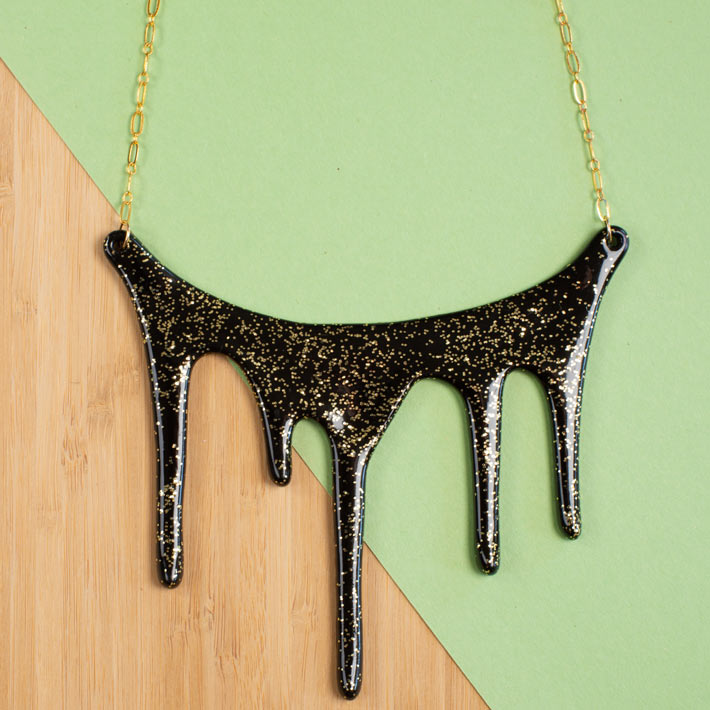 Black and gold glitter dripping necklace