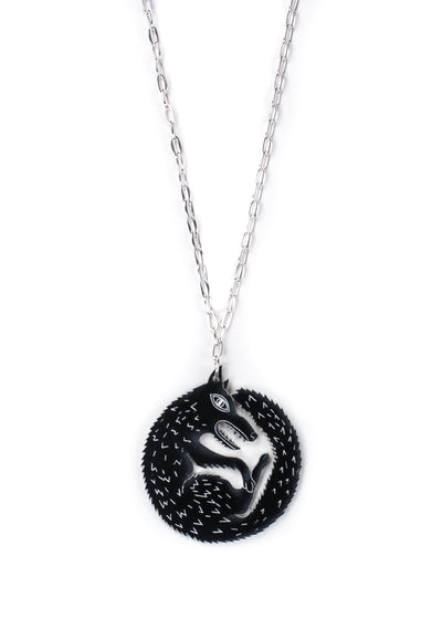 Black wolf necklace