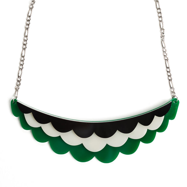 green collar necklace